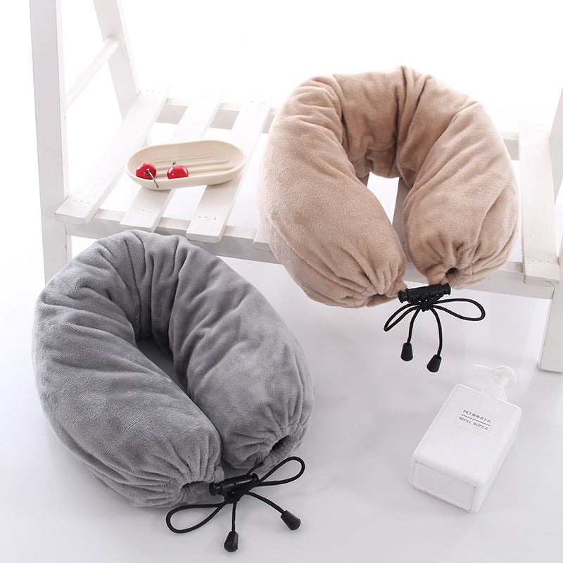 Serviette de Plage U avec Coussin Cervical en Microfibre - Confort Optimal