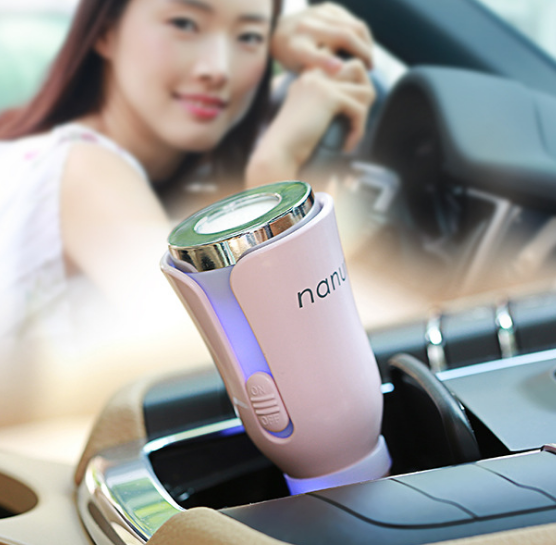 Diffuseur d'Arome pour Voiture avec Chargeur USB Double - 5 Couleurs